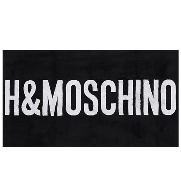 Moschino Accessories - NWT H&M x Moschino Towel